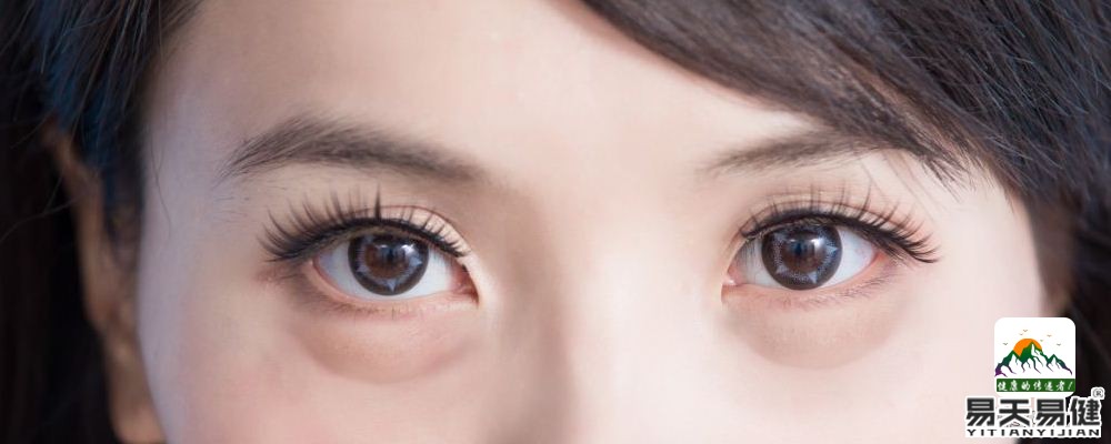 黑眼圈重怎么退？中医教你用艾叶泡脚