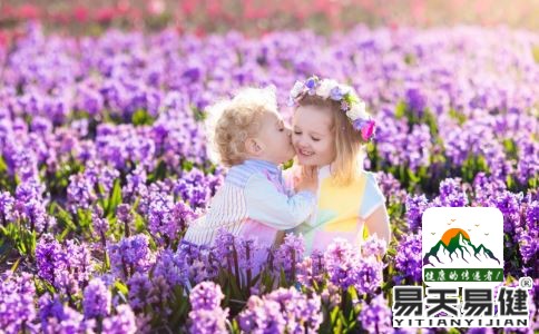 春季过敏高发 妈妈这样做宝宝不中招