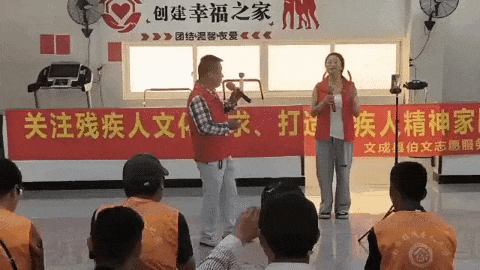 163409q24oq6tyzypgnqkq.gif