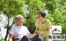 老人为什么容易便秘 治疗老人便秘有妙招-易天易健